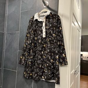 Long sleeved pattern Zara dress